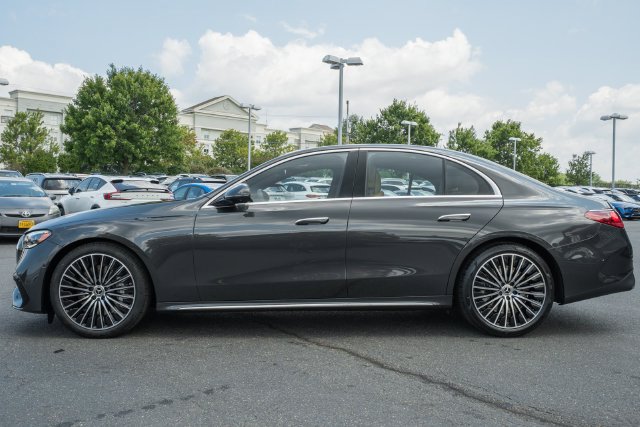 New 2027 Mercedes-Benz E 450 4MATIC Sedan image 4