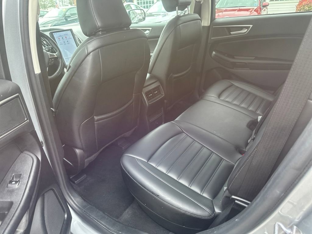 Used 2024 Ford Edge SEL image 17