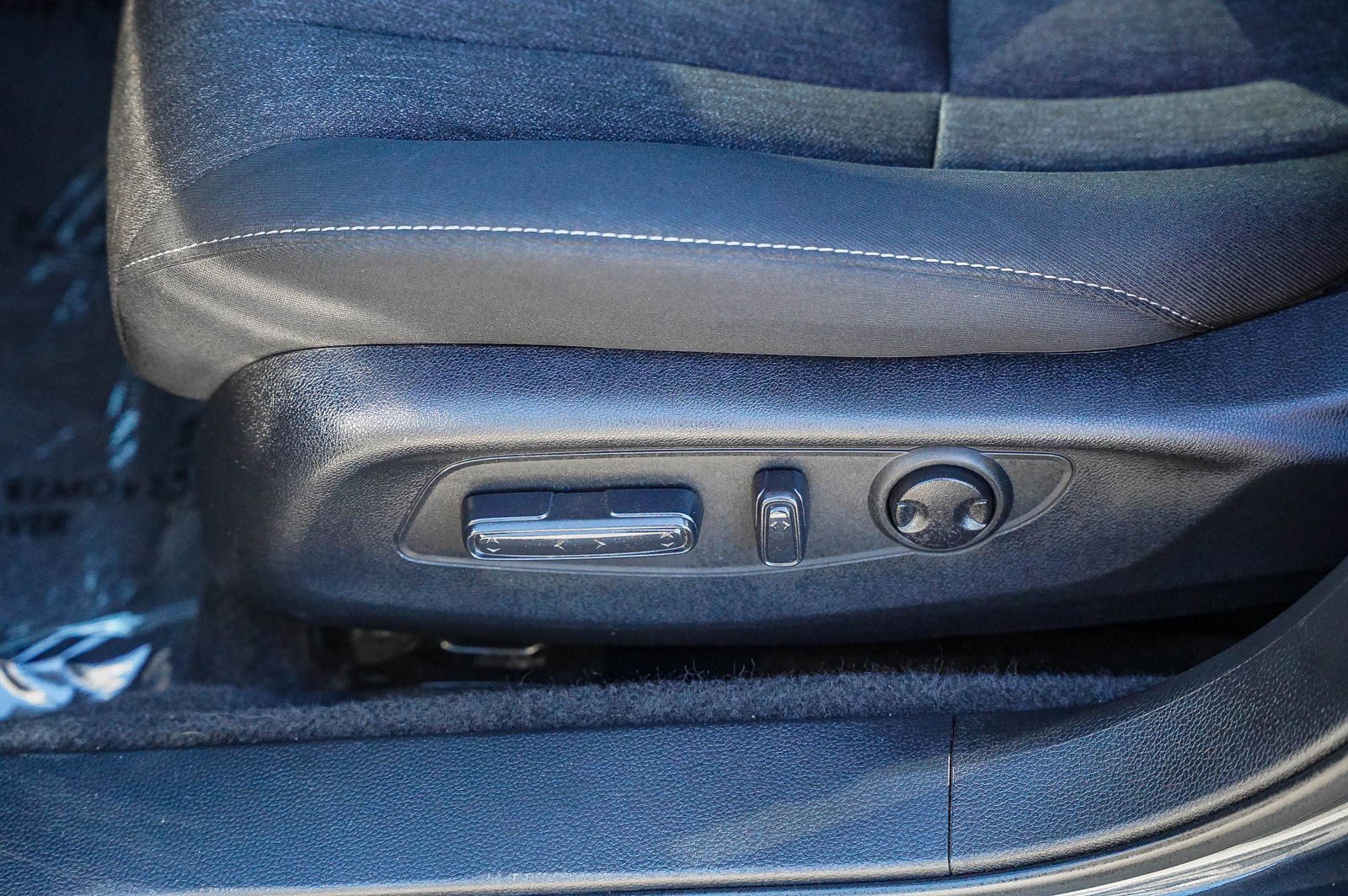 Used 2023 Honda Accord EX image 21