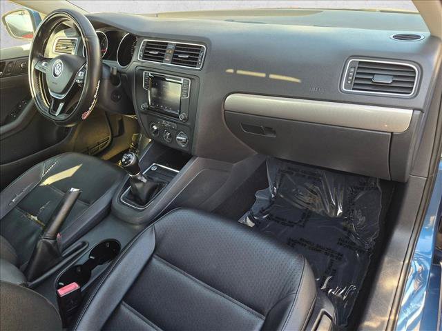 Used 2017 Volkswagen Jetta SE FWD image 22