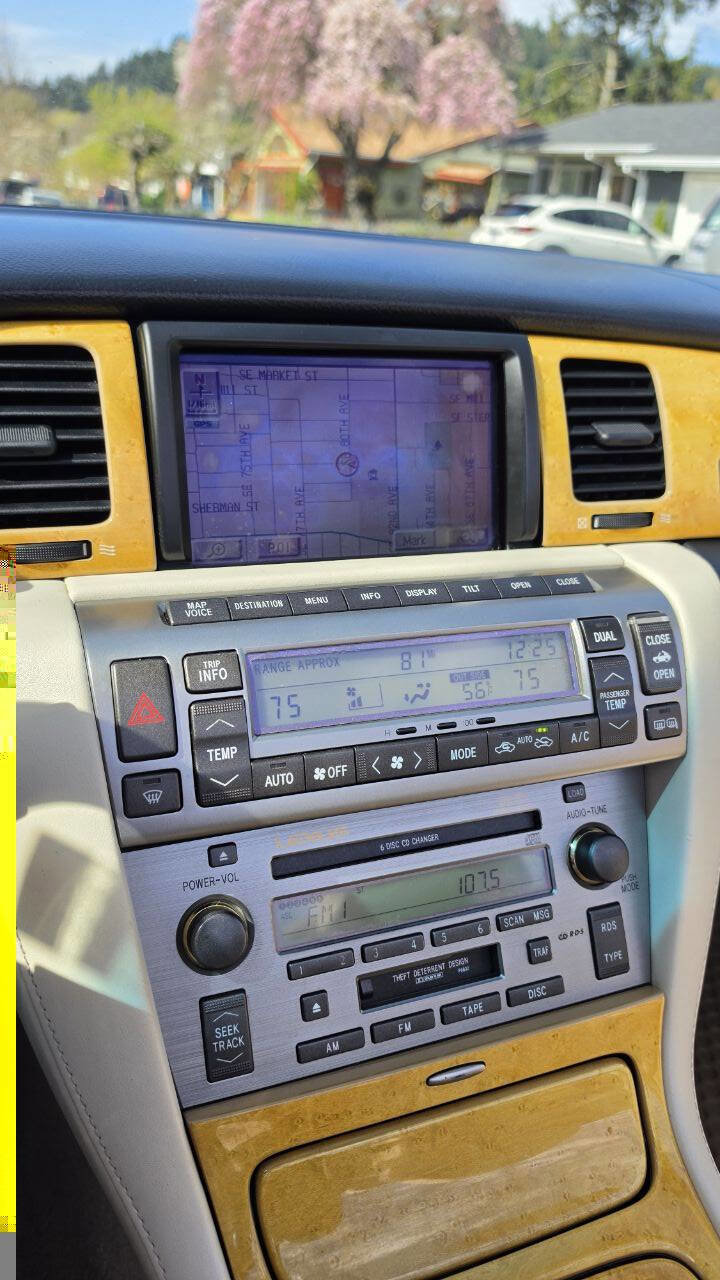 Used 2004 Lexus SC 430 Convertible image 21