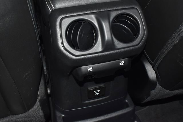 Used 2023 Jeep Wrangler Sahara w/ Cold Weather Group image 27
