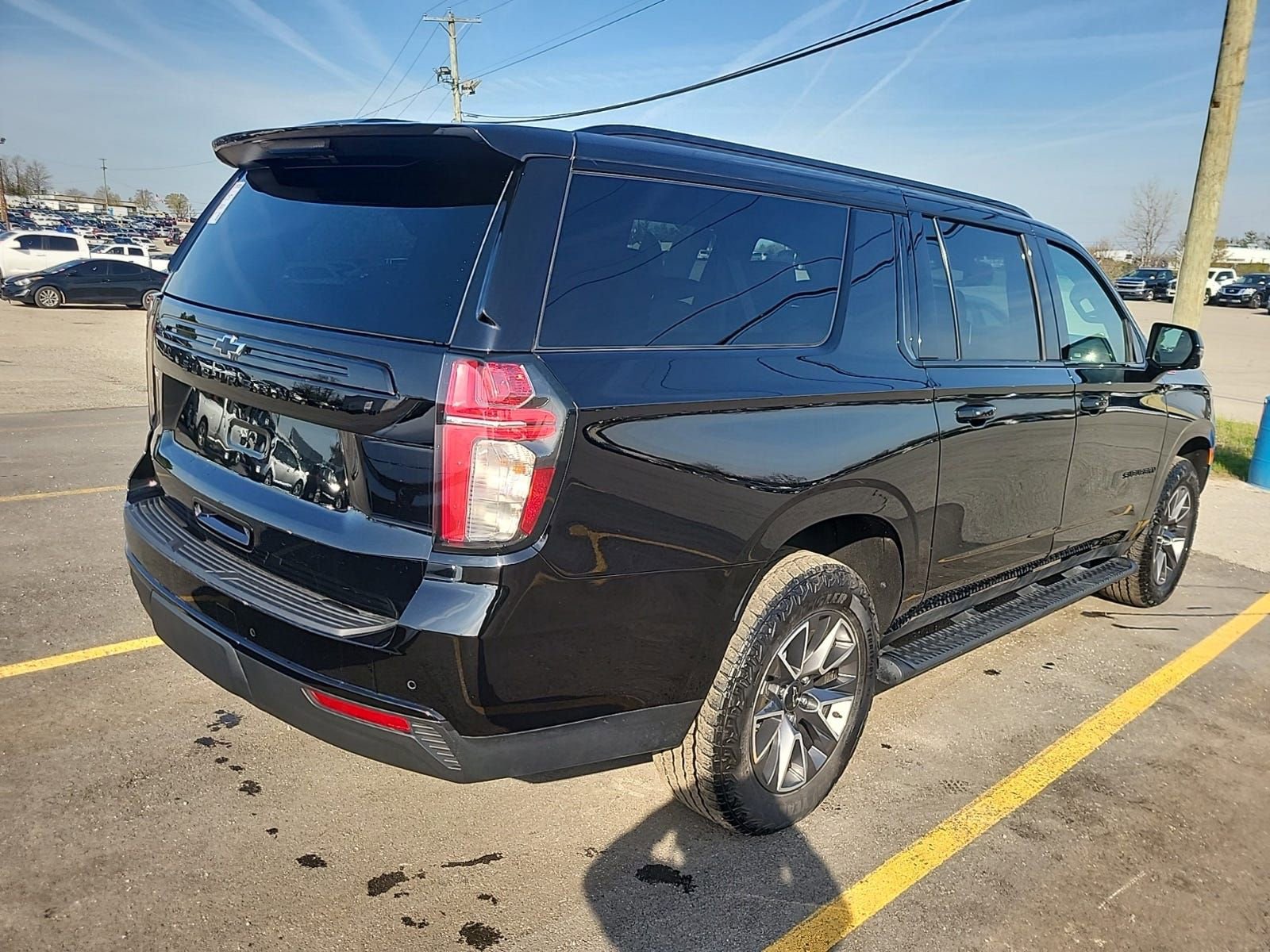 Used 2024 Chevrolet Suburban Z71 w/ Luxury Package image 6