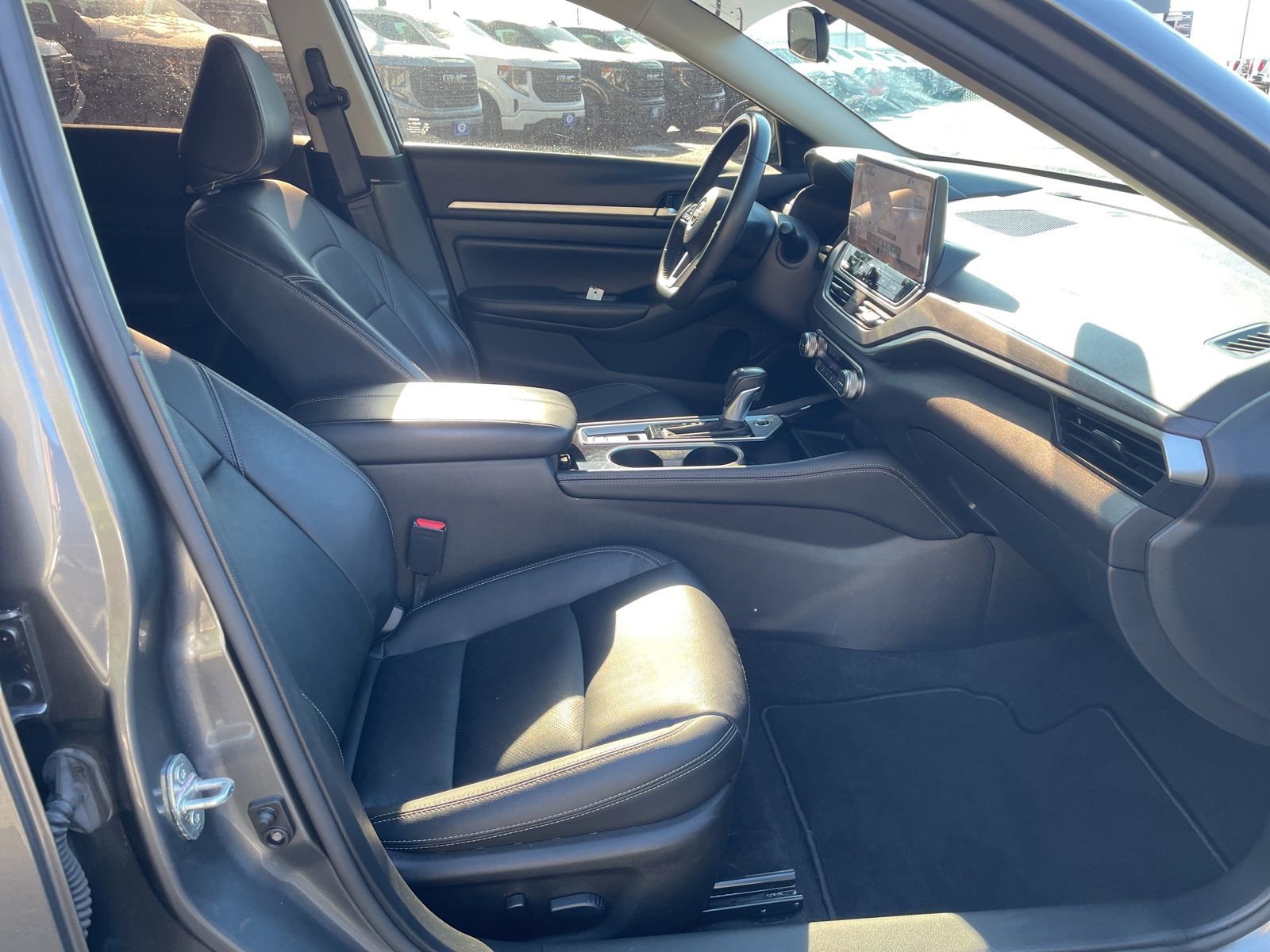 Used 2024 Nissan Altima 2.5 SL image 30