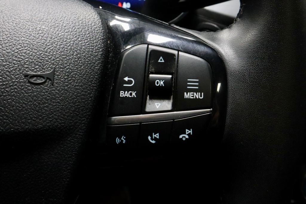 Certified 2022 Ford Escape Titanium image 33