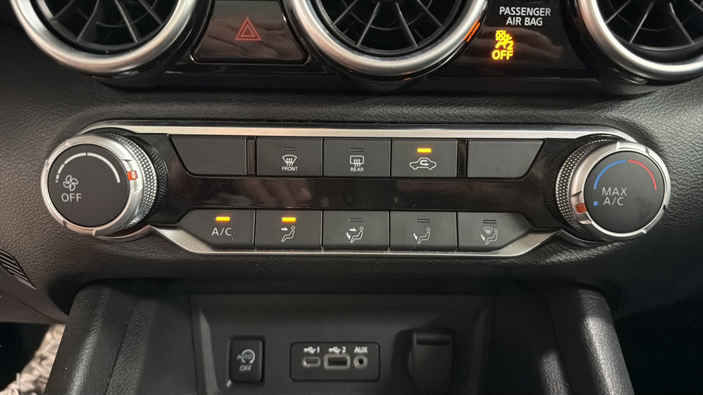 Used 2024 Nissan Sentra SV FWD image 29