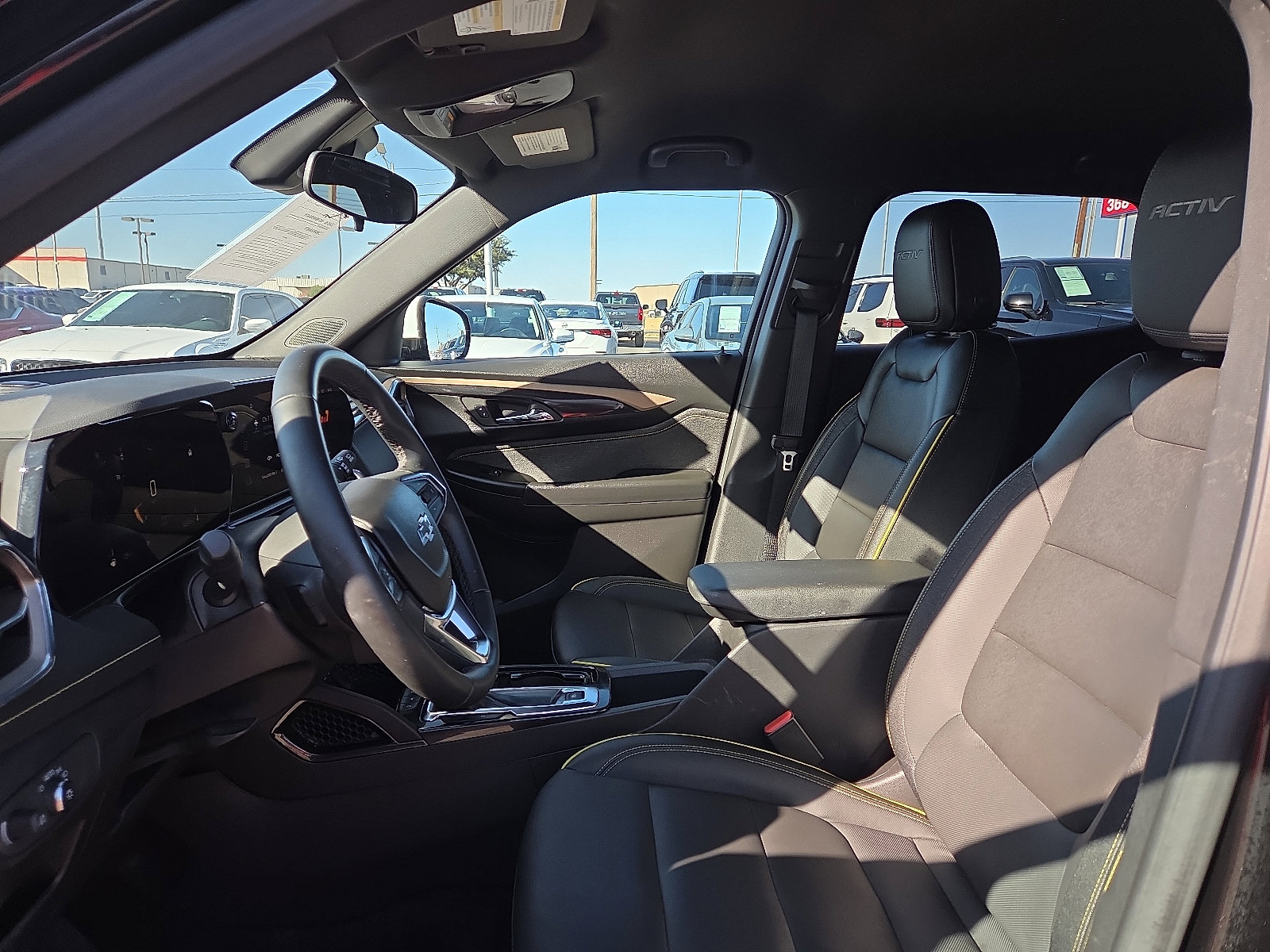 Used 2025 Chevrolet TrailBlazer ACTIV image 13