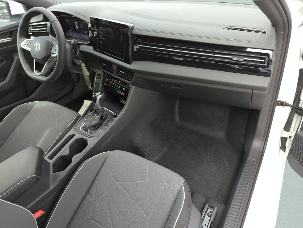 New 2026 Volkswagen Jetta Sport FWD image 13