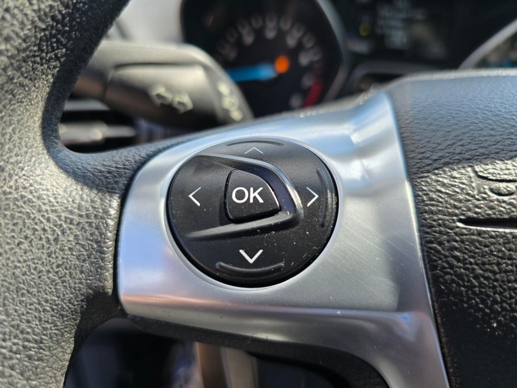Used 2016 Ford Escape SE w/ Equipment Group 201A AWD/4WD image 5