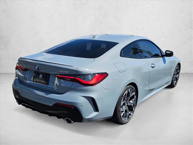 Used 2026 BMW 430i Coupe w/ M Sport Package RWD image 5
