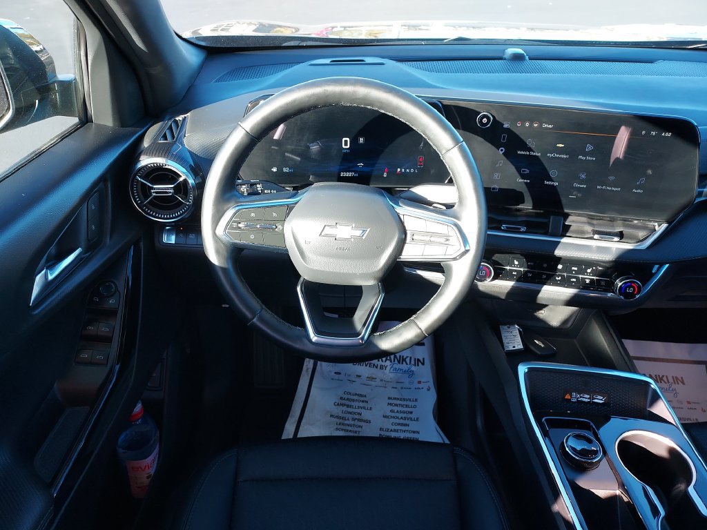 Used 2026 Chevrolet Equinox LT w/ Convenience Package II FWD image 16