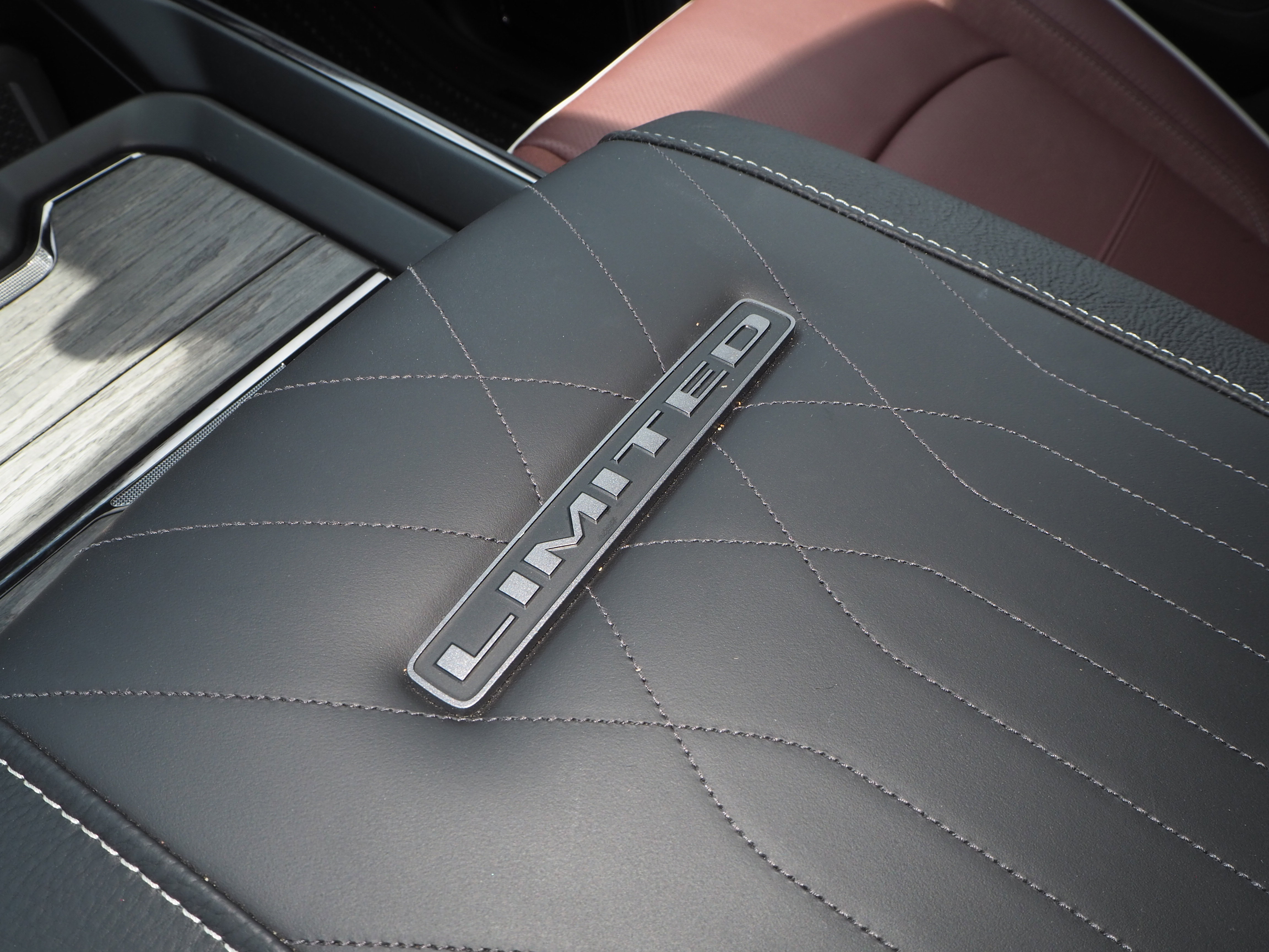 New 2025 RAM 2500 Limited image 34