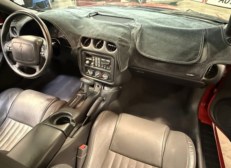 Used 1998 Pontiac Firebird Formula RWD image 2