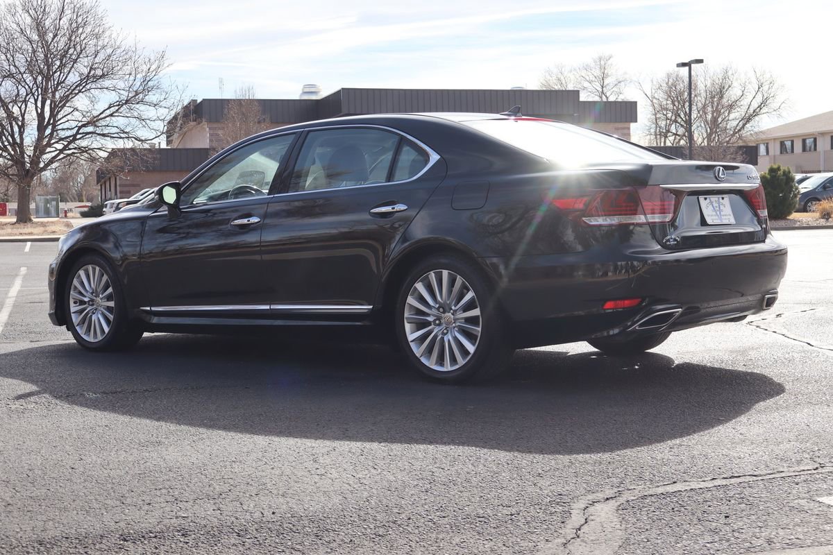 Used 2013 Lexus LS 460 L w/ Preferred Accessory Package image 7