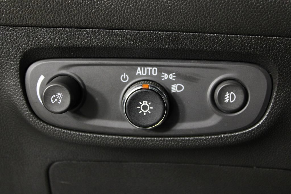 Used 2021 Buick Encore GX Select FWD image 24
