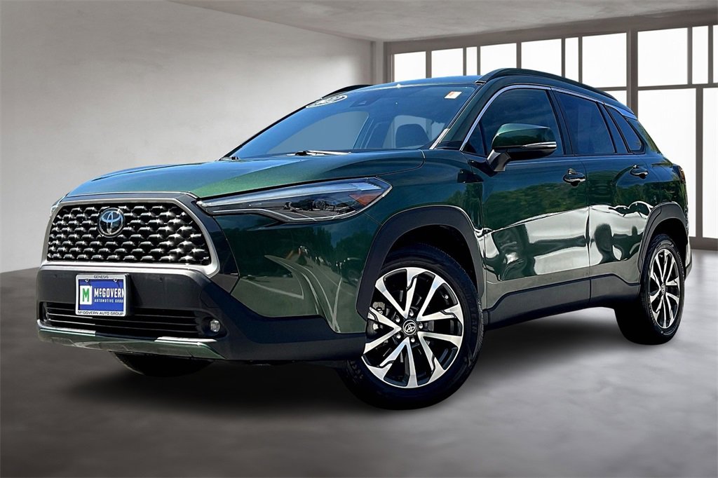 Used 2022 Toyota Corolla Cross XLE