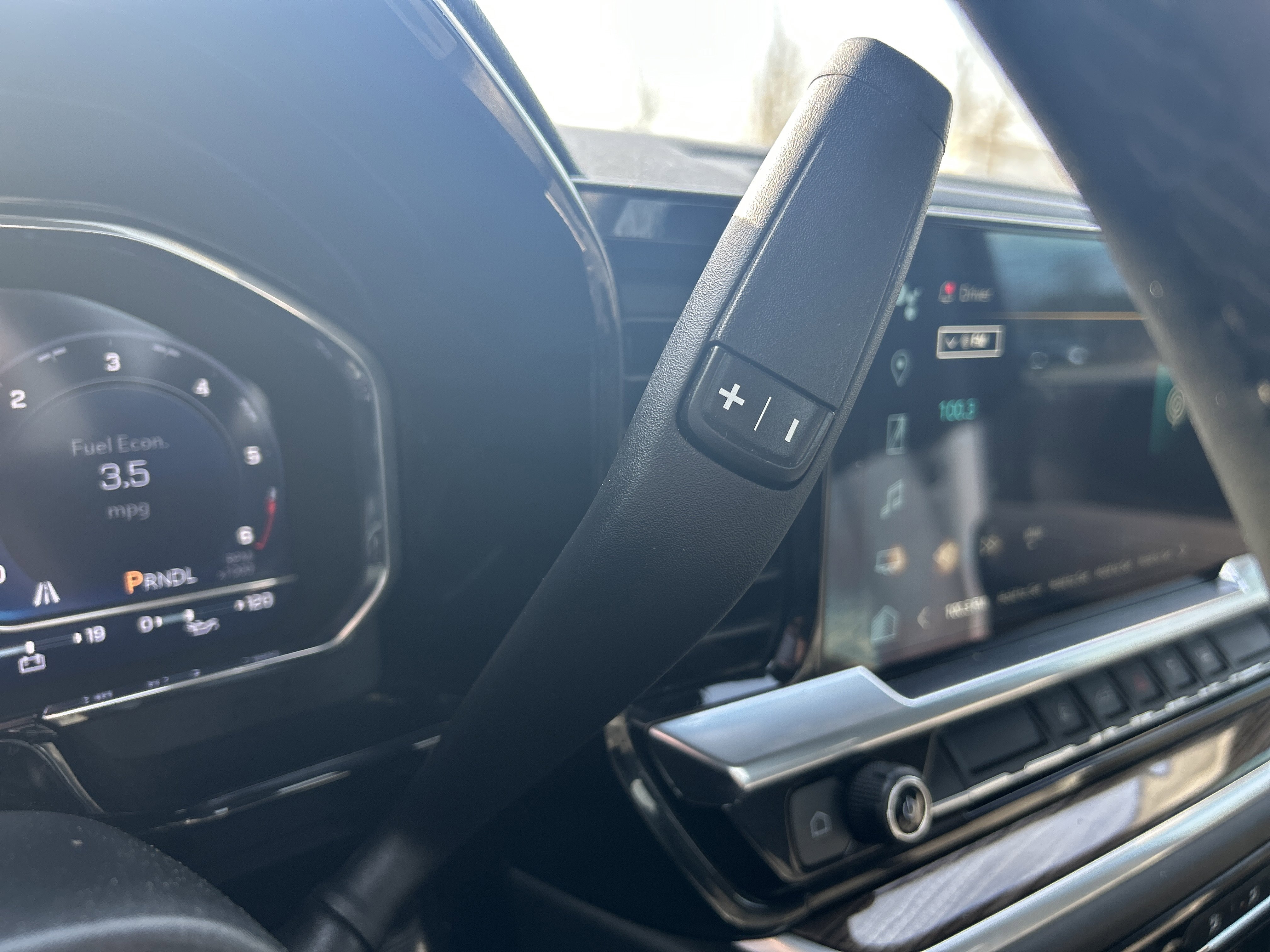 Used 2024 Chevrolet Silverado 3500 LT RWD image 16