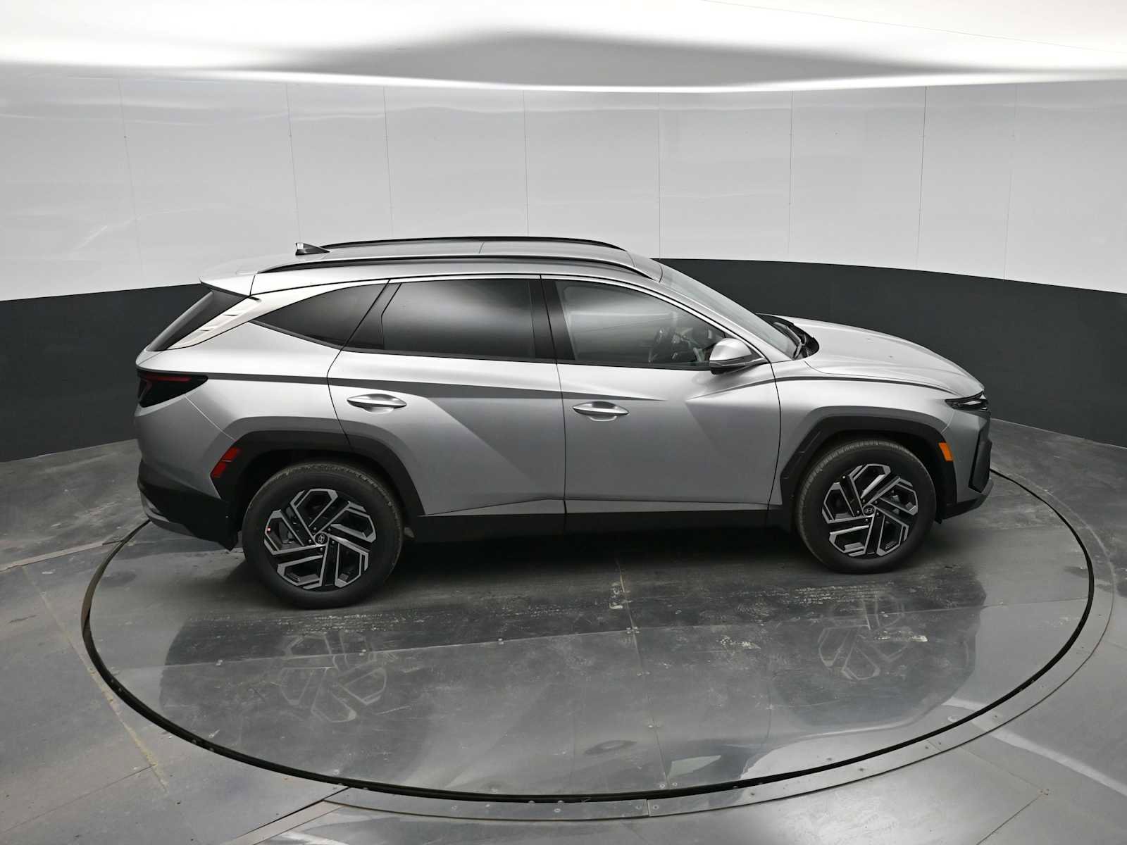 New 2026 Hyundai Tucson Limited image 31