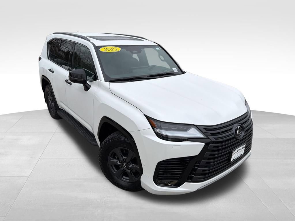 Used 2025 Lexus LX 700h Overtrail AWD/4WD image 3