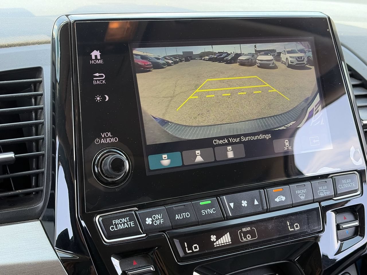 Used 2023 Honda Odyssey Touring image 25