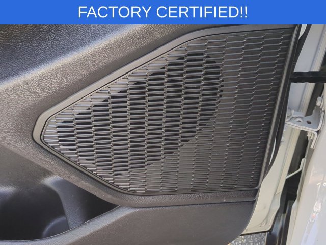 Certified 2024 Jeep Grand Cherokee L Laredo RWD image 15