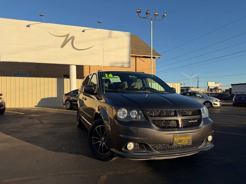 Used 2016 Dodge Grand Caravan R/T FWD image 35