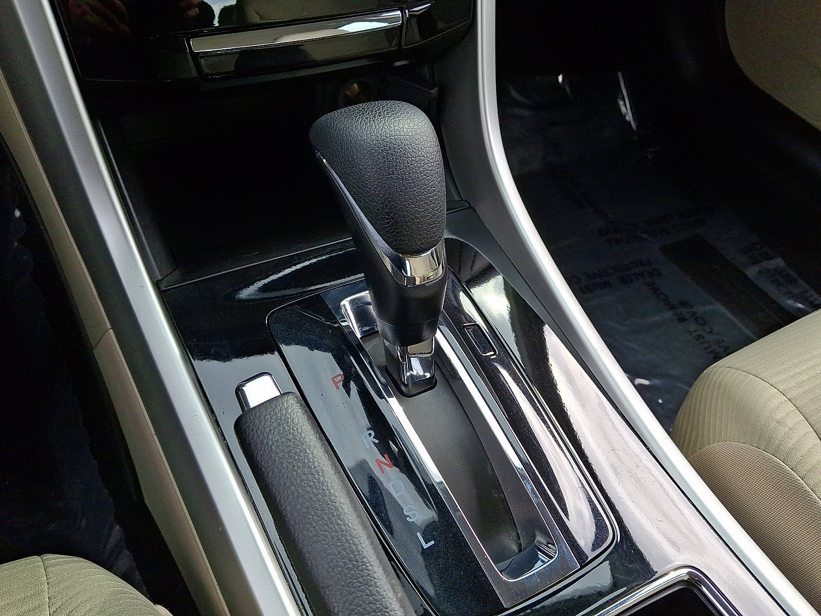 Used 2017 Honda Accord LX image 15