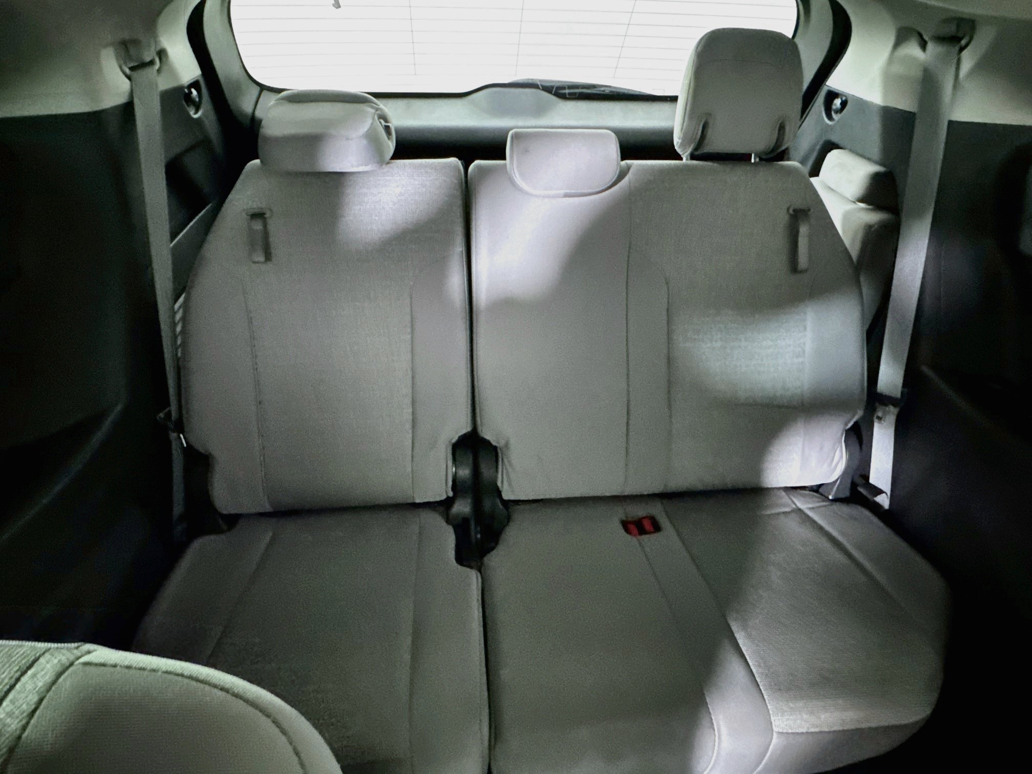 Certified 2025 Toyota Sienna LE FWD image 26
