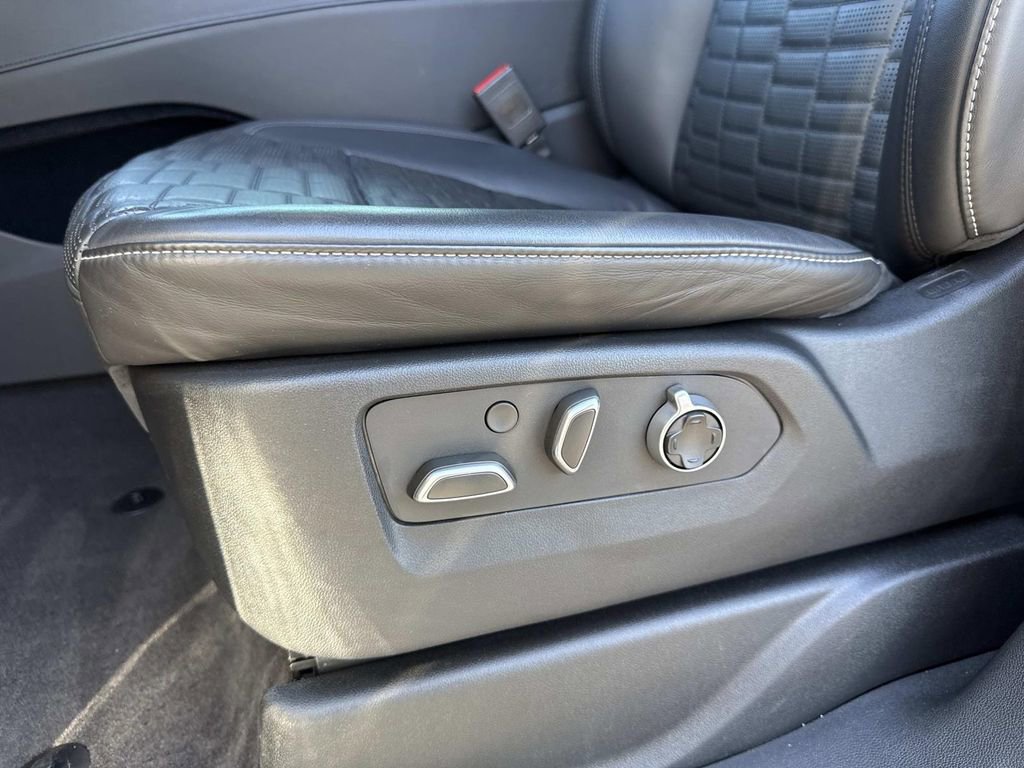 Certified 2024 Cadillac Escalade ESV Sport Platinum w/ LPO, ONYX Package image 21