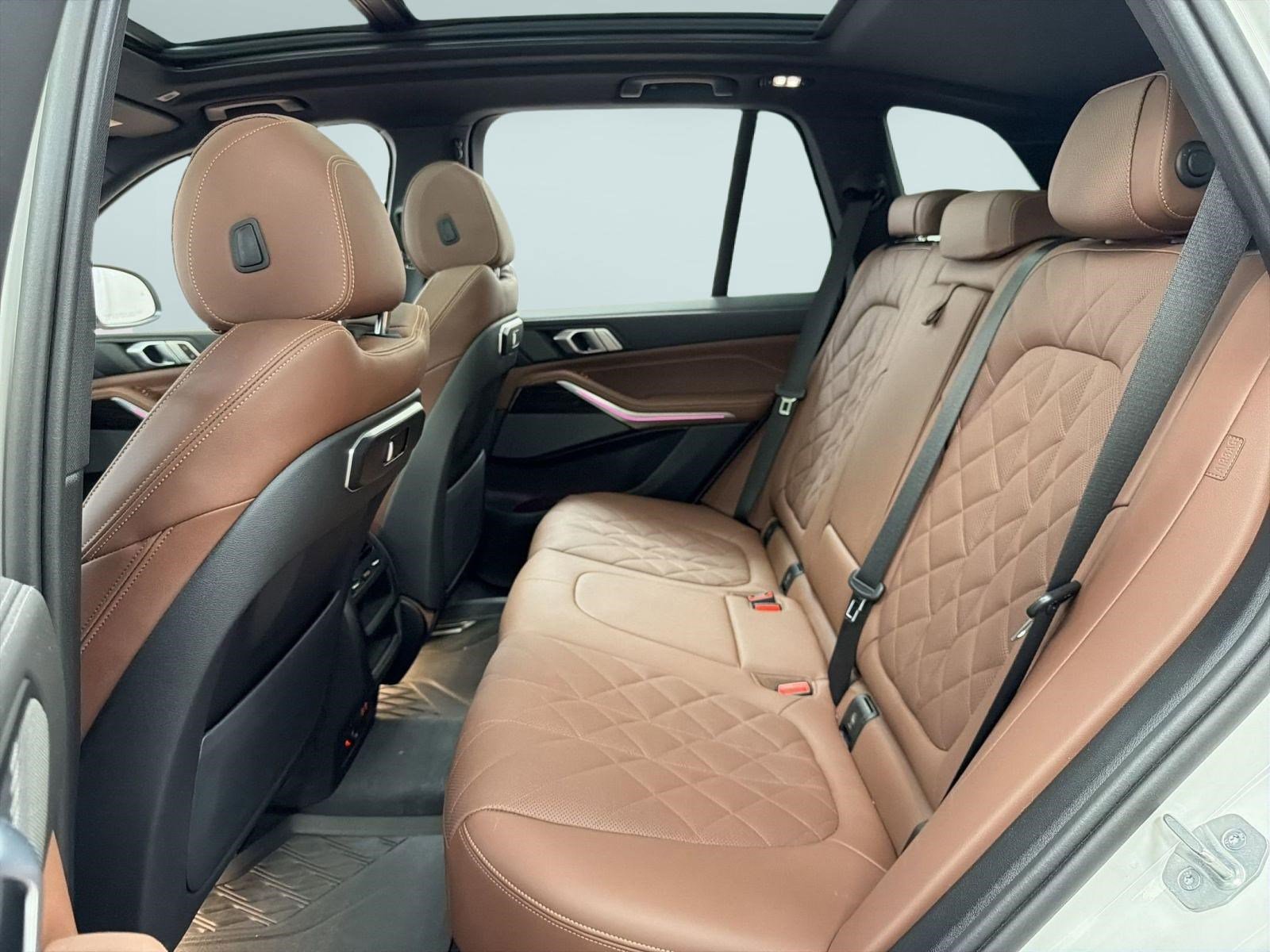 Certified 2024 BMW X5 xDrive40i w/ Premium Package image 15