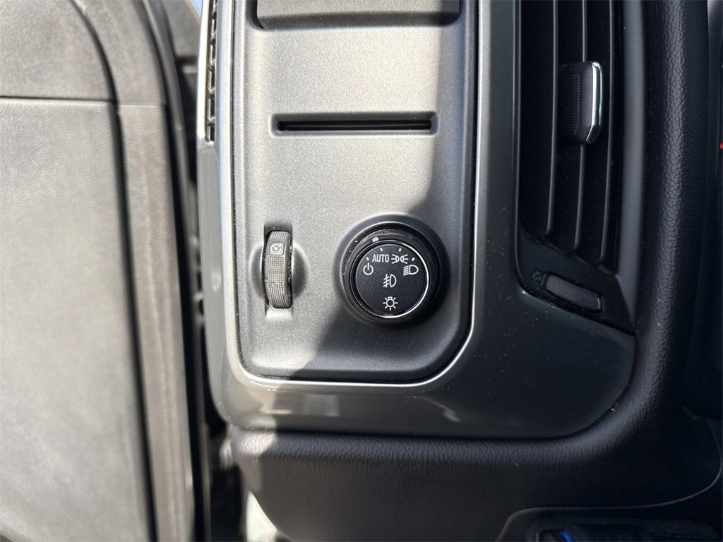 Used 2016 Chevrolet Silverado 1500 LT w/ All Star Edition image 12