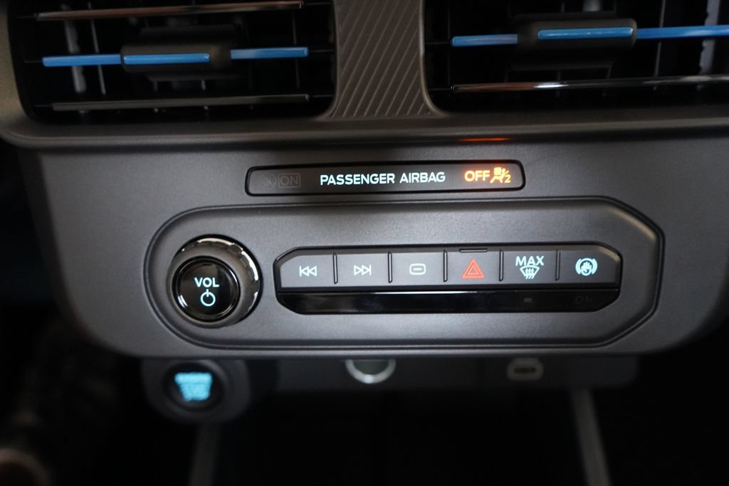 New 2026 Ford Maverick Lobo AWD/4WD image 37