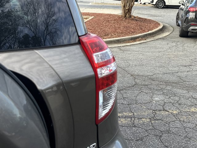 Used 2011 Toyota RAV4 4WD V6 image 22