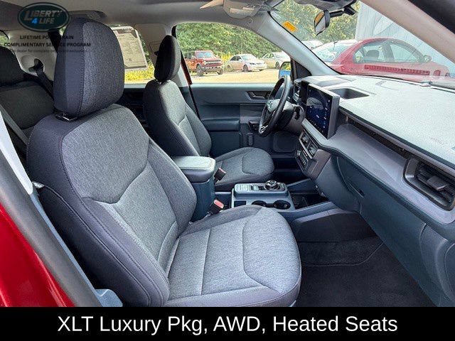 Used 2025 Ford Maverick XLT w/ XLT Luxury Package AWD/4WD image 17