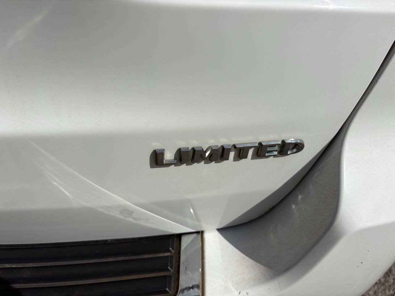 Used 2014 Jeep Grand Cherokee Limited AWD/4WD image 11