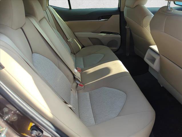 Used 2018 Toyota Camry LE w/ Convenience Package FWD image 25