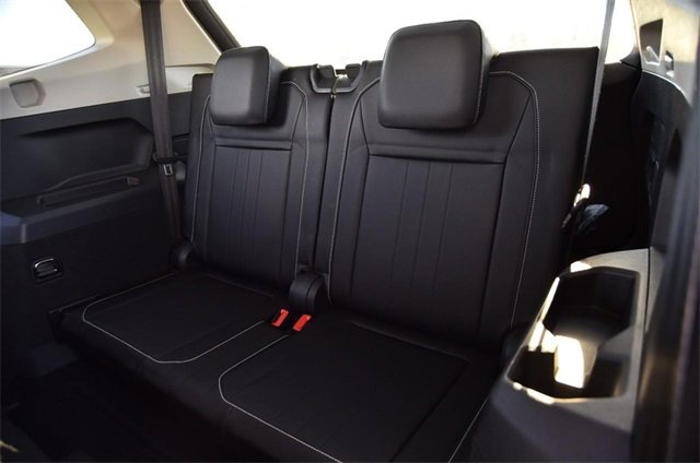 Certified 2022 Volkswagen Tiguan SE w/ Panoramic Sunroof Package image 25