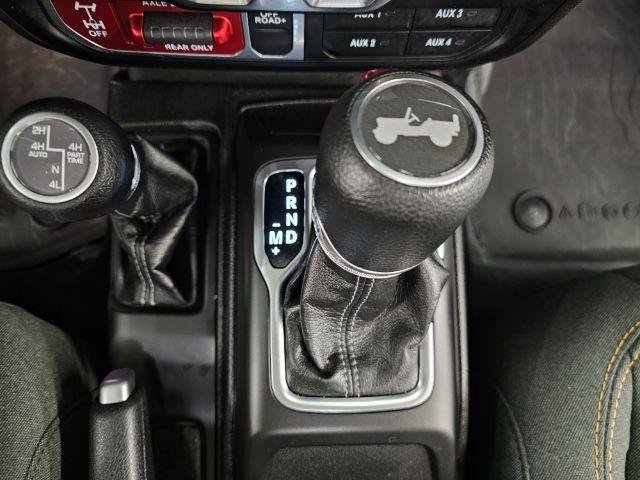 Used 2024 Jeep Wrangler Unlimited AWD/4WD image 31