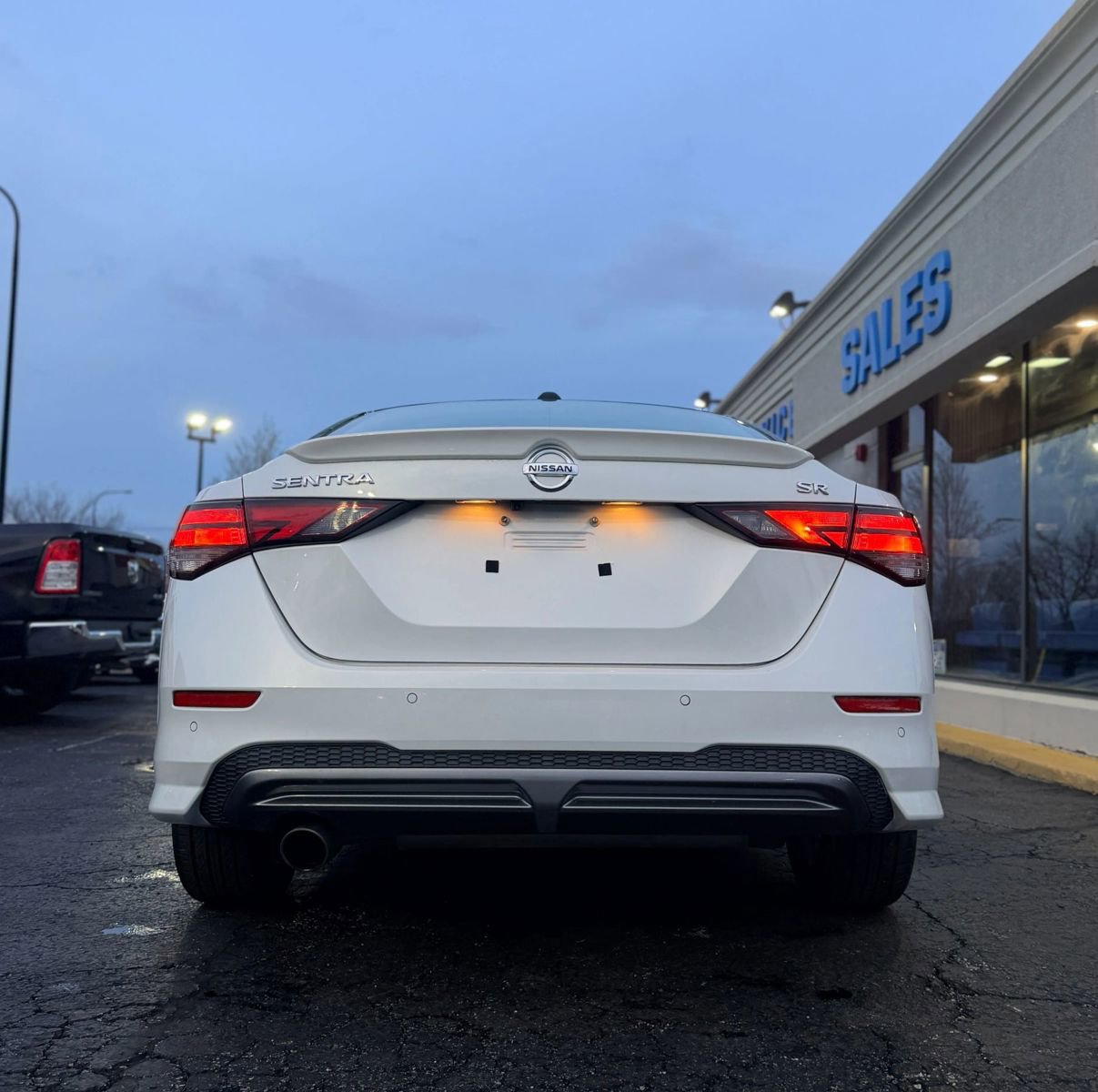 Used 2021 Nissan Sentra SR image 5