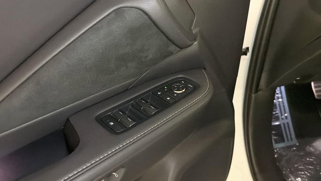 New 2026 Lexus TX 500h AWD image 14