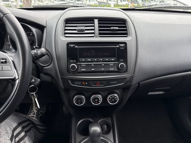 Used 2017 Mitsubishi Outlander Sport ES FWD image 21