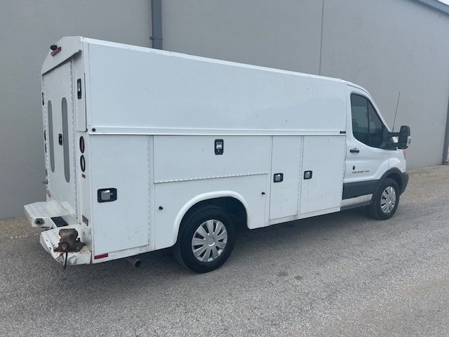 Used 2017 Ford Transit 350 138 w/ Interior Upgrade Package RWD image 3