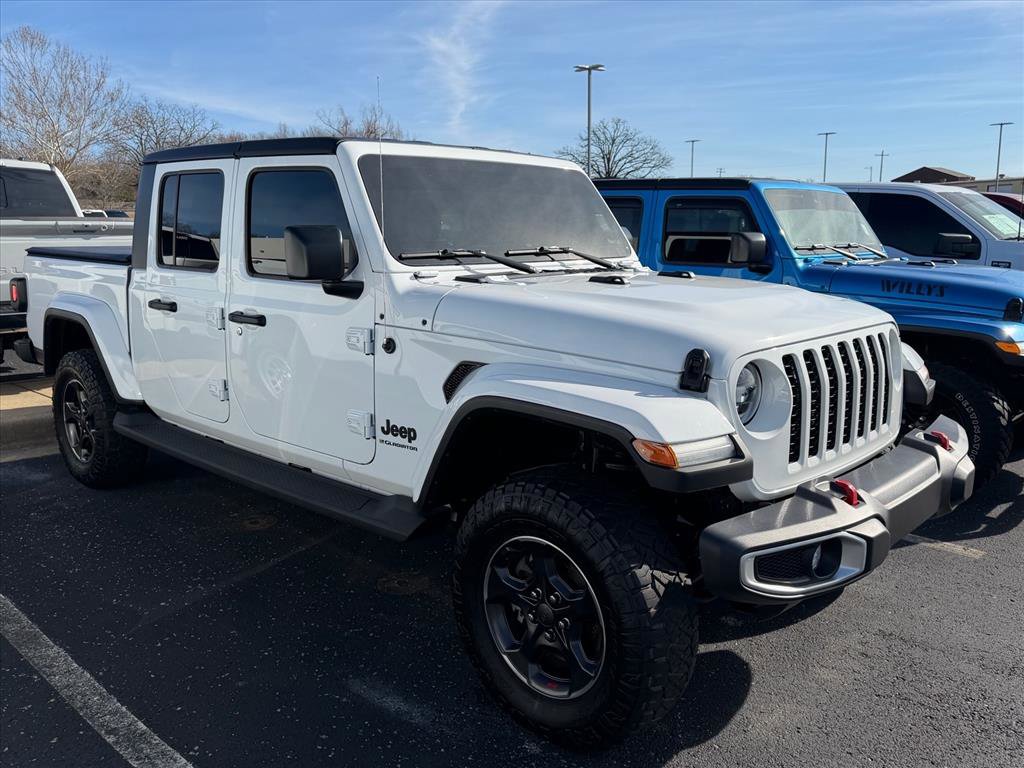 Used 2023 Jeep Gladiator Sport image 4