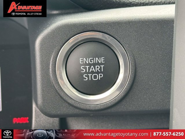 Used 2026 Toyota 4Runner SR5 RWD image 29