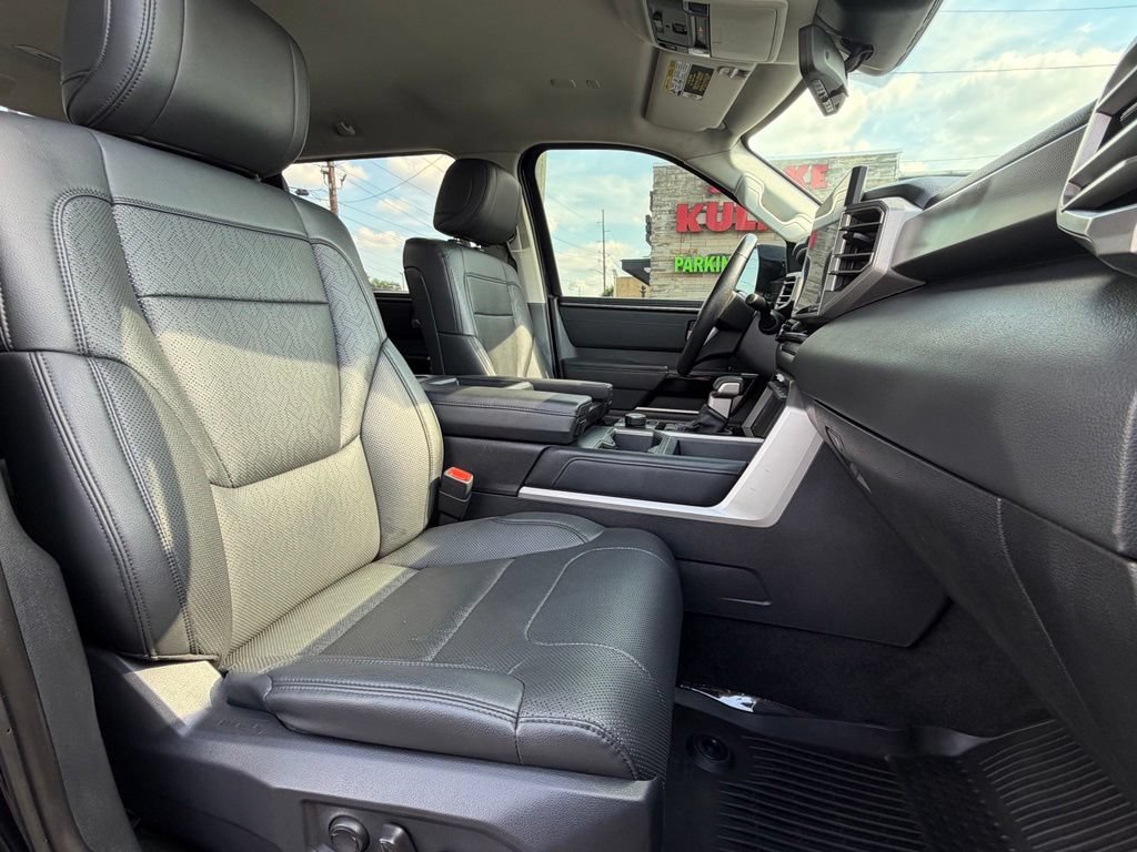 Used 2022 Toyota Tundra Limited AWD/4WD image 33