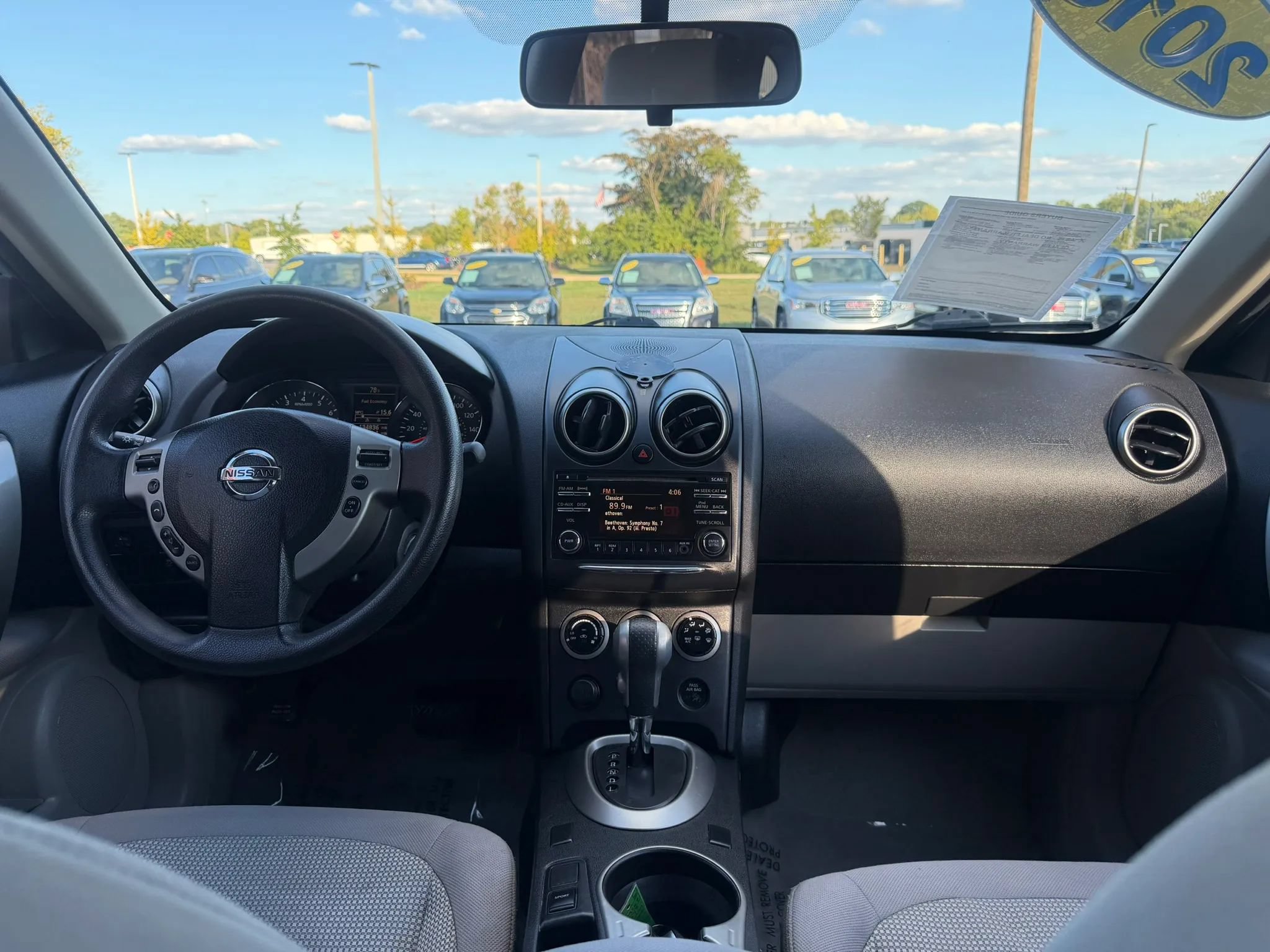 Used 2013 Nissan Rogue SV FWD image 9