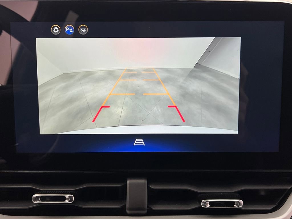 Used 2025 Chevrolet Equinox LT image 54