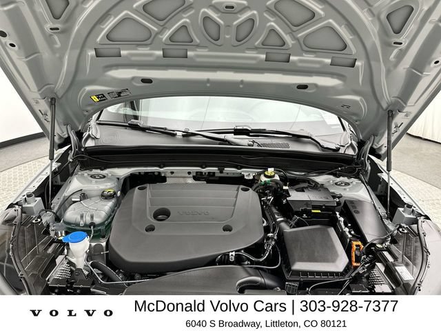 Certified 2026 Volvo XC40 B5 Plus w/ Protection Package Premier AWD/4WD image 26