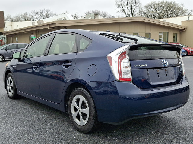Used 2014 Toyota Prius Two image 6