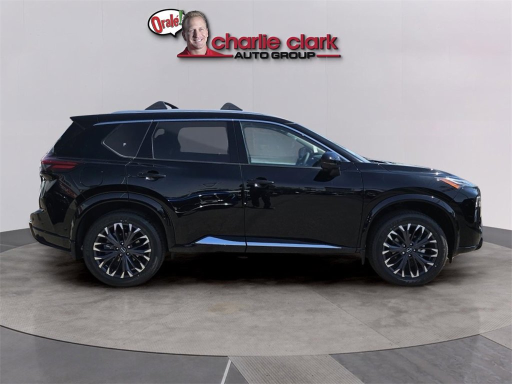 New 2025 Nissan Rogue Platinum image 7